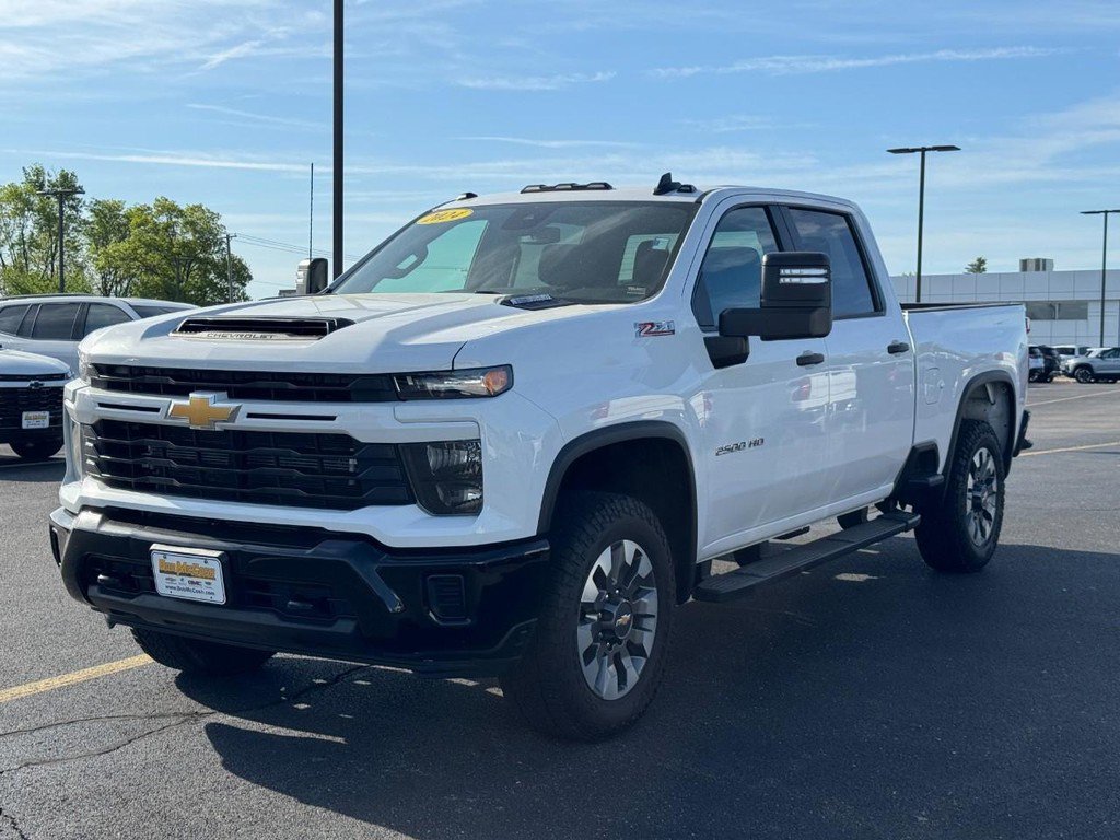 Certified 2024 Chevrolet Silverado 2500 Custom w/ Custom Value Package AWD/4WD image 8