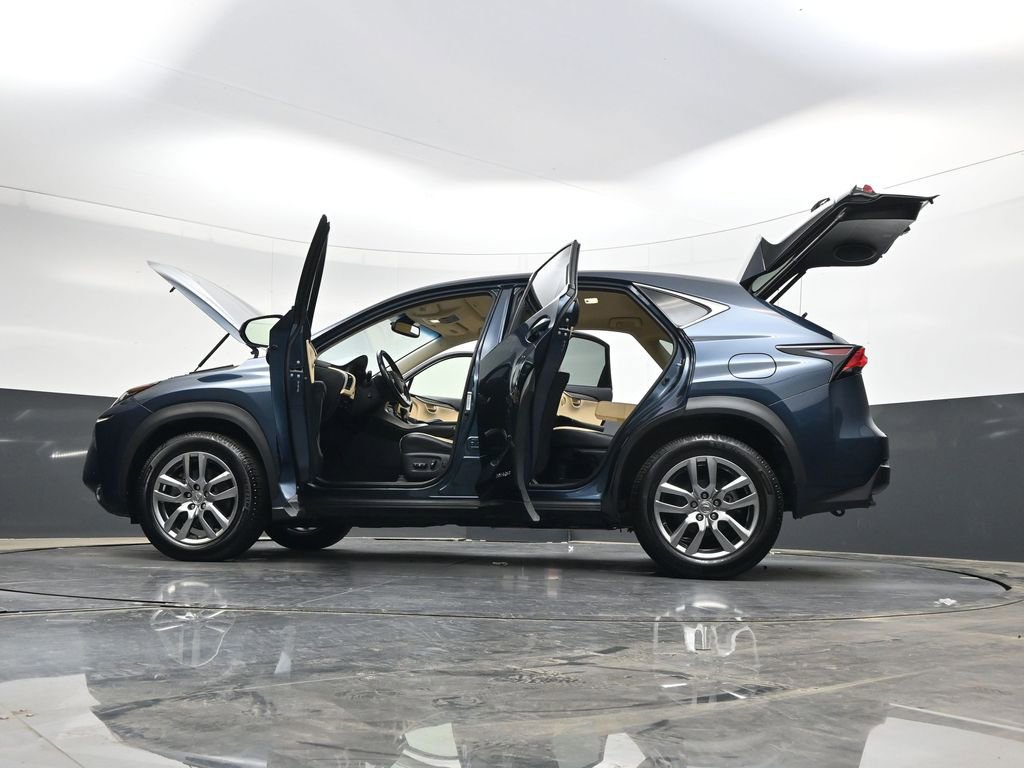 Used 2015 Lexus NX 300h FWD w/ Luxury Package image 38