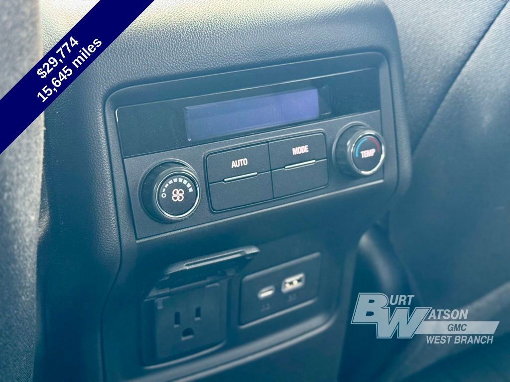 Used 2023 GMC Acadia SLE w/ Driver Convenience Package image 26