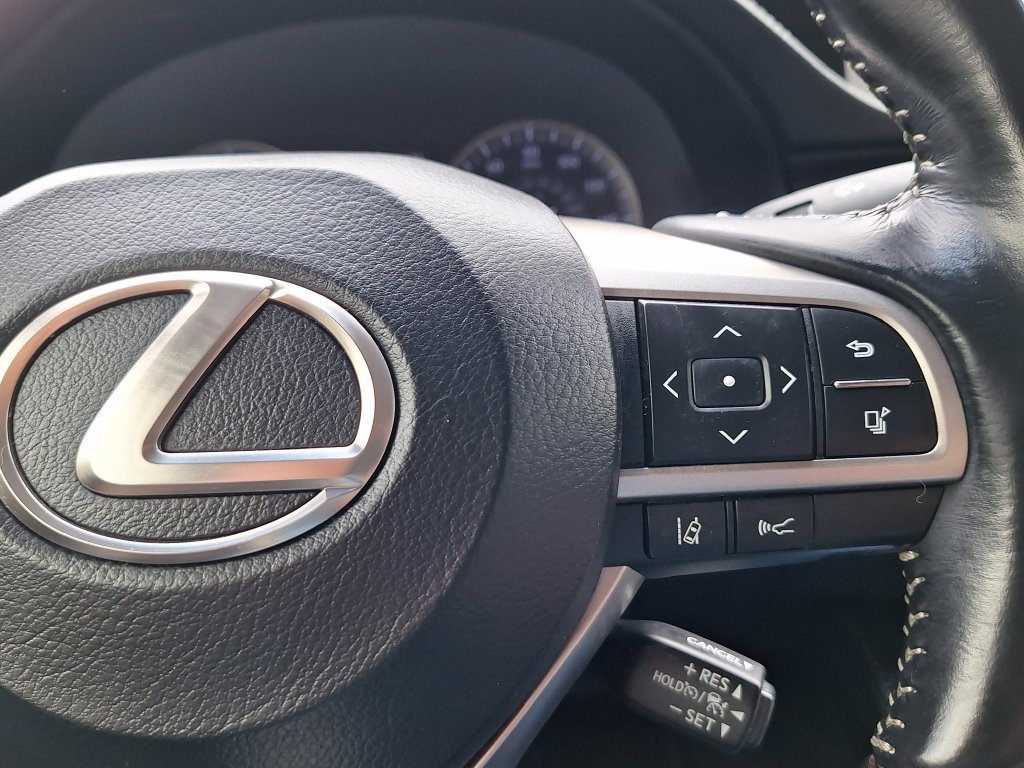Used 2017 Lexus ES 350 w/ Luxury Package FWD image 16