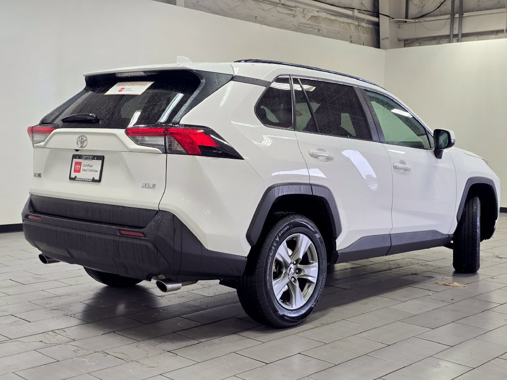 Certified 2024 Toyota RAV4 XLE FWD image 15