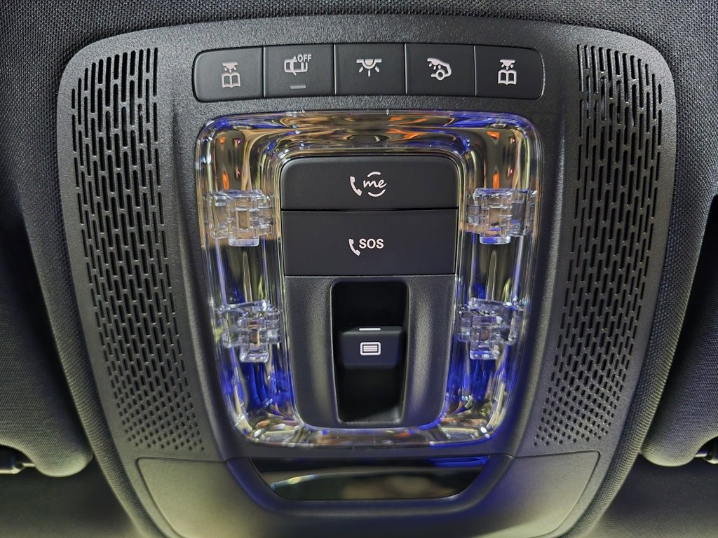 Used 2025 Mercedes-Benz CLA 35 AMG 4MATIC image 34