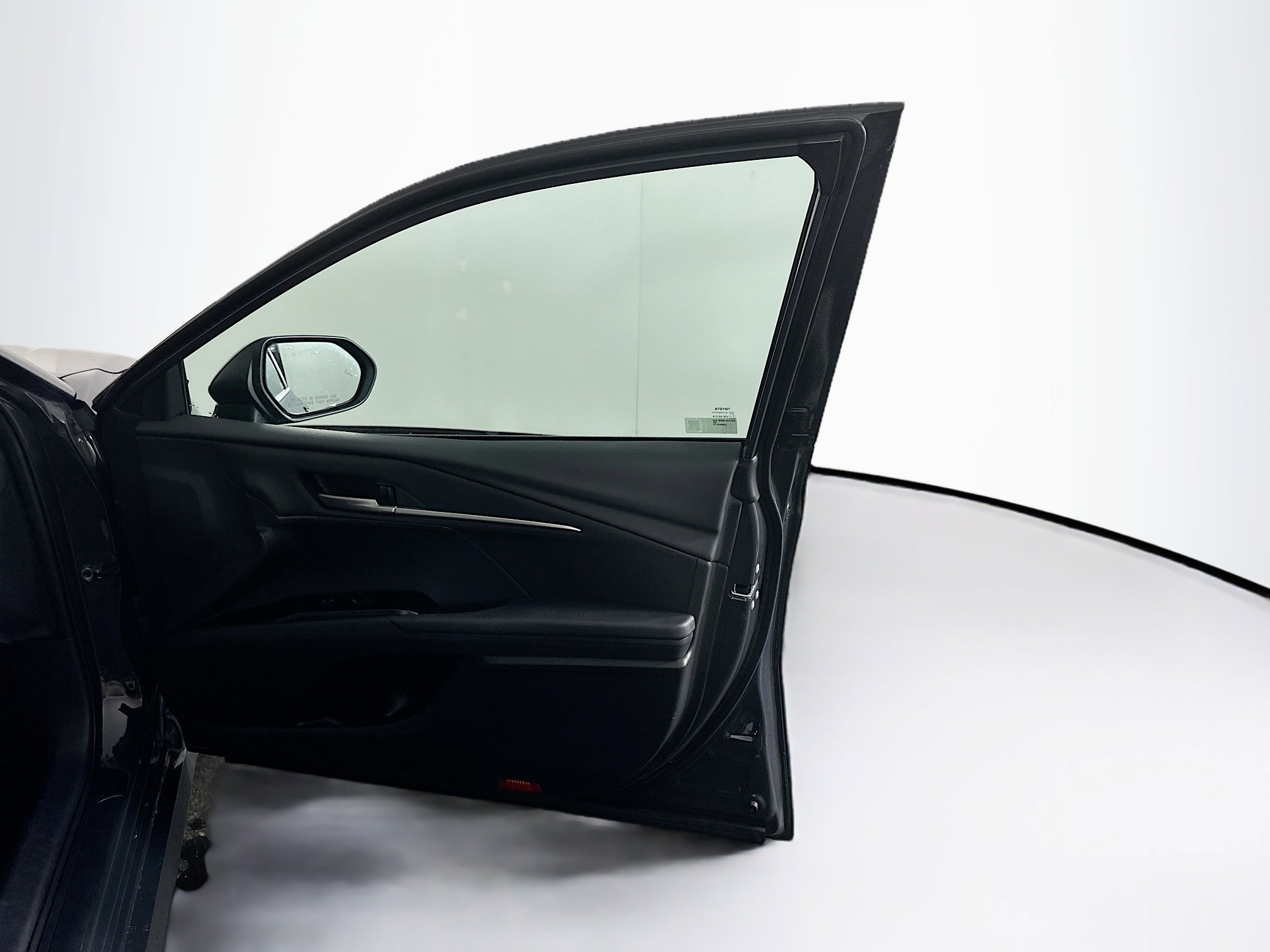 Used 2025 Toyota Camry LE image 33