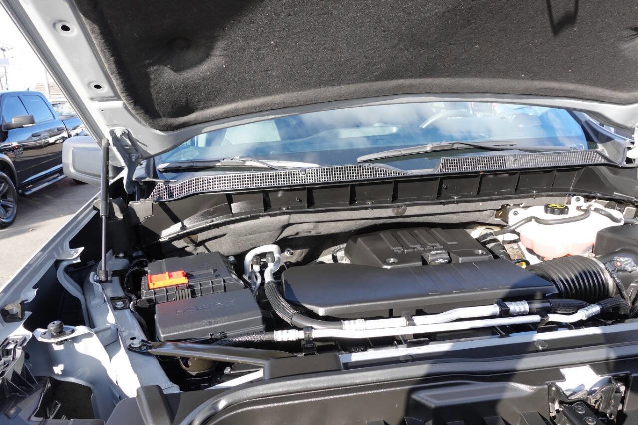 Used 2024 Chevrolet Silverado 1500 Custom image 56