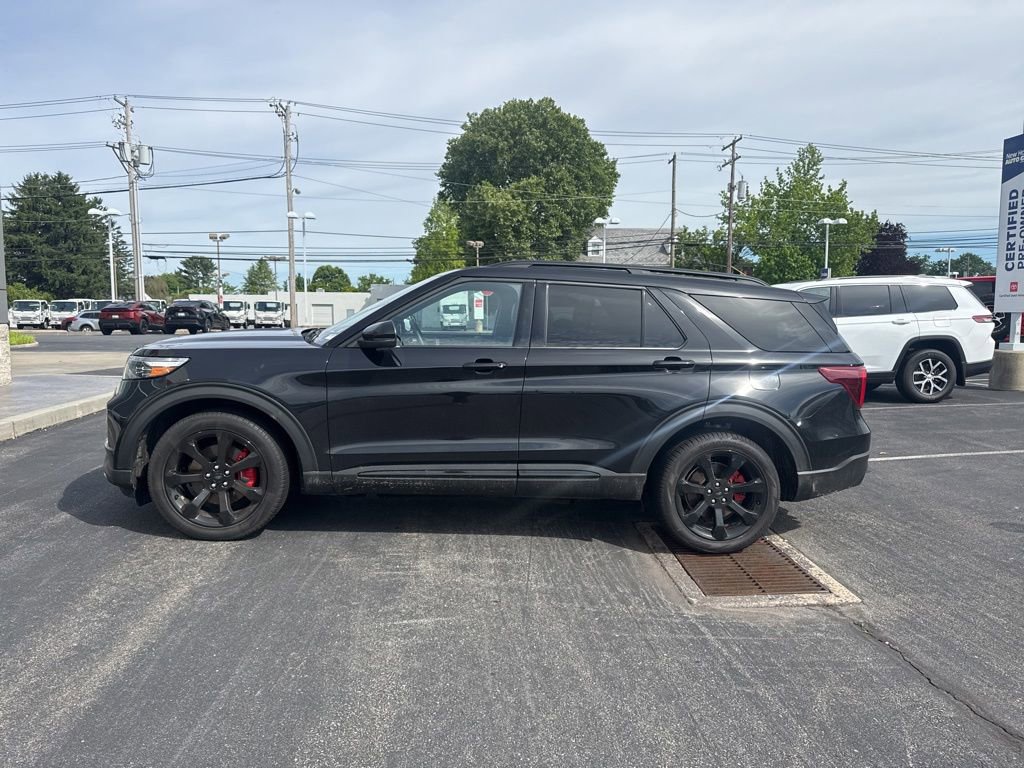 Used 2023 Ford Explorer ST w/ Equipment Group 401A AWD/4WD image 2