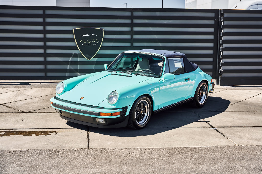 Used 1988 Porsche 911 Carrera RWD image 10