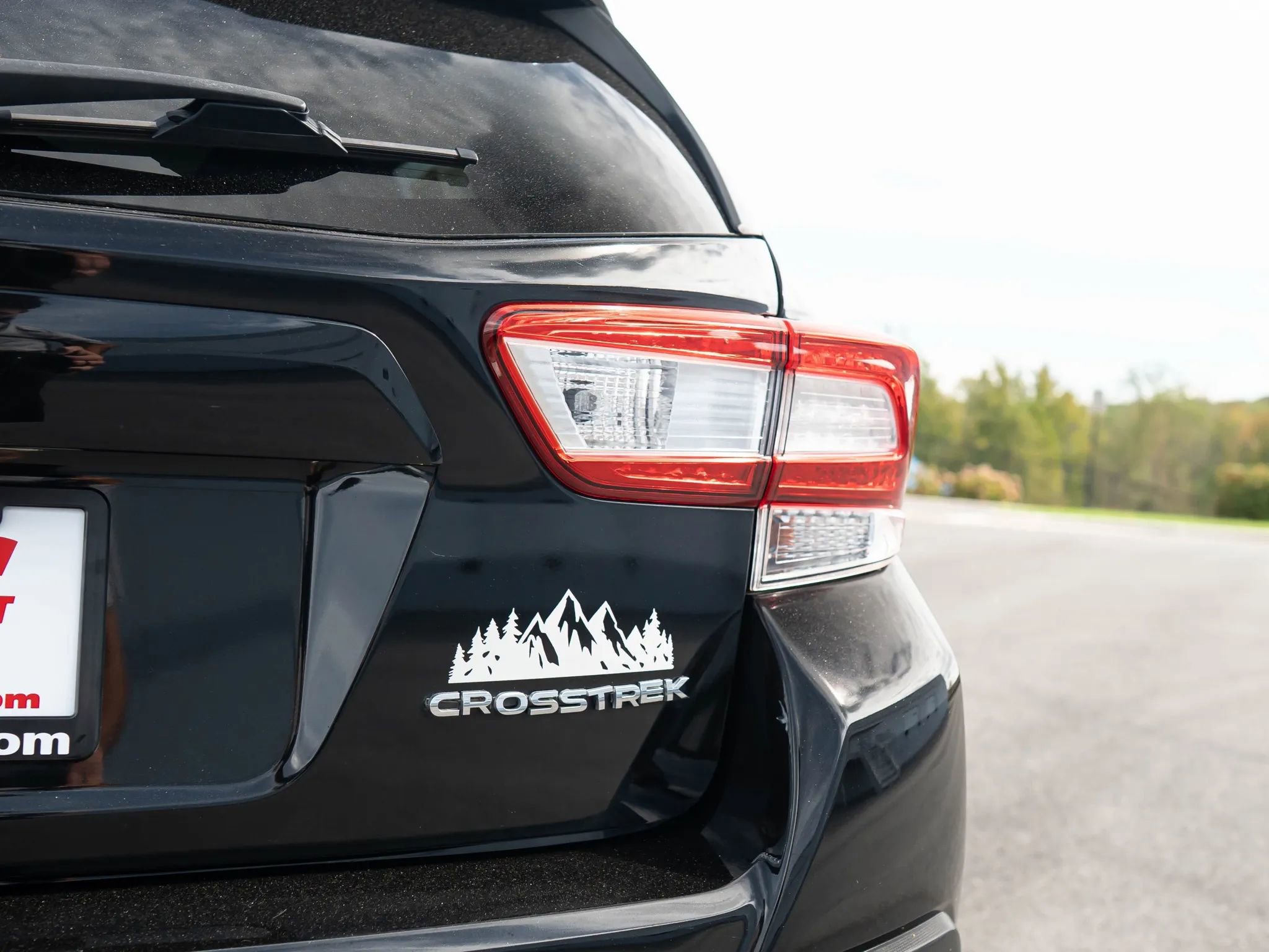 Used 2018 Subaru Crosstrek 2.0i Premium w/ Eyesight System image 12