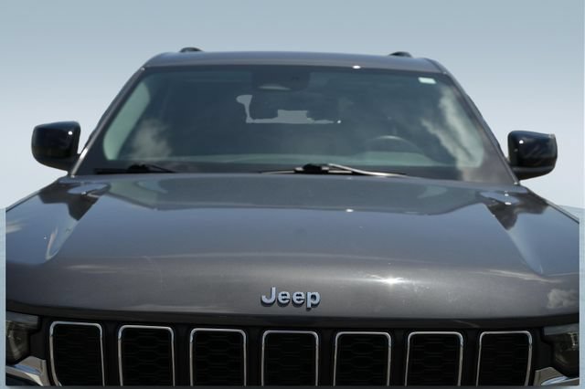 Used 2022 Jeep Grand Cherokee L Laredo w/ Luxury Tech Group I AWD/4WD image 45