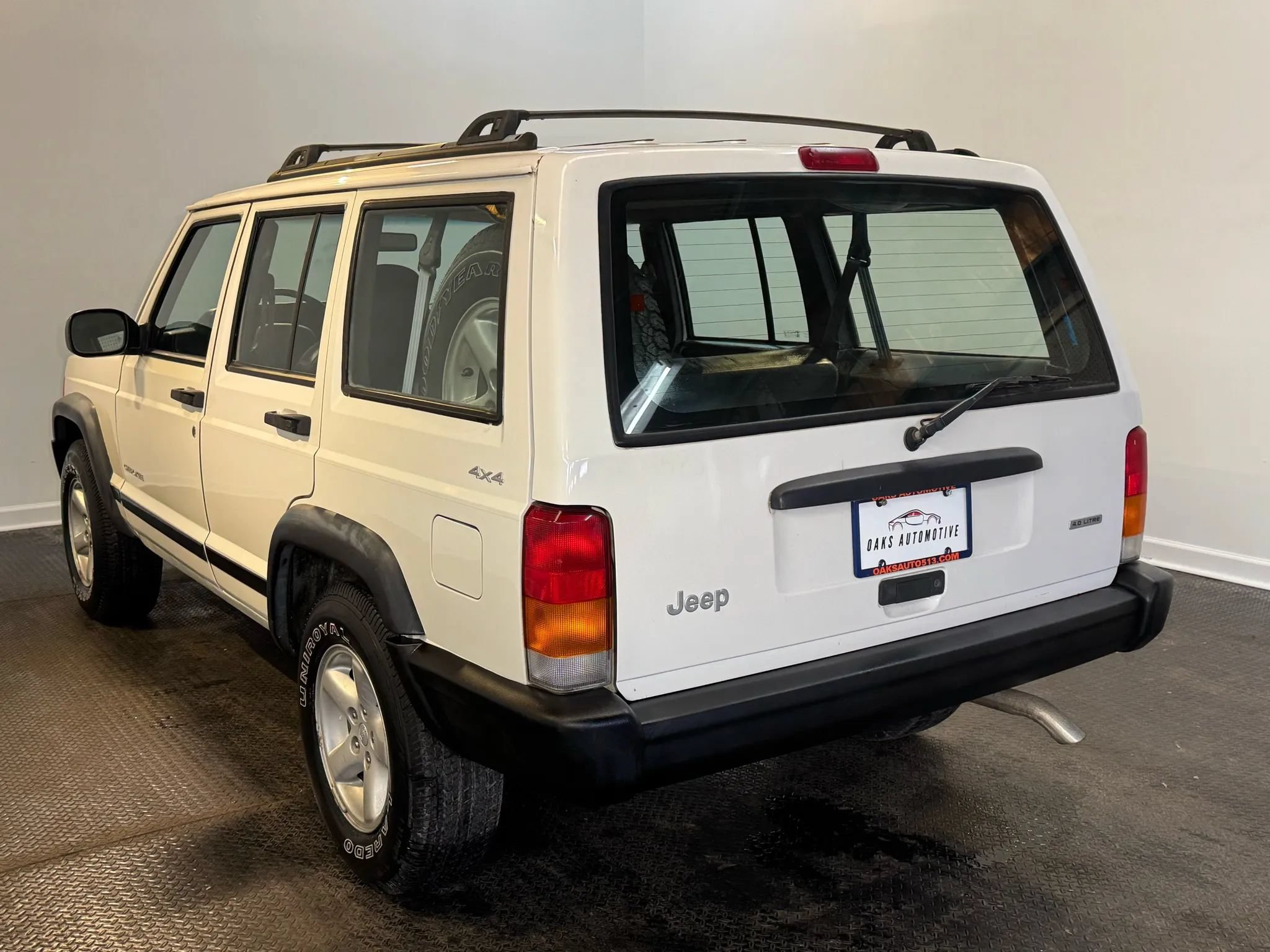 Used 2000 Jeep Cherokee SE AWD/4WD image 6