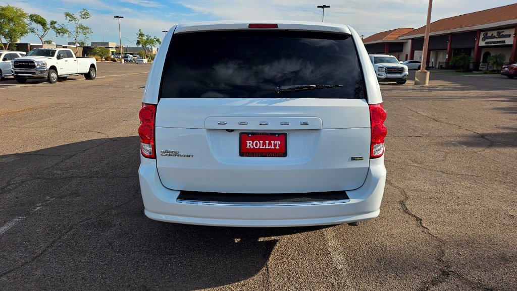 Used 2019 Dodge Grand Caravan SE FWD image 8