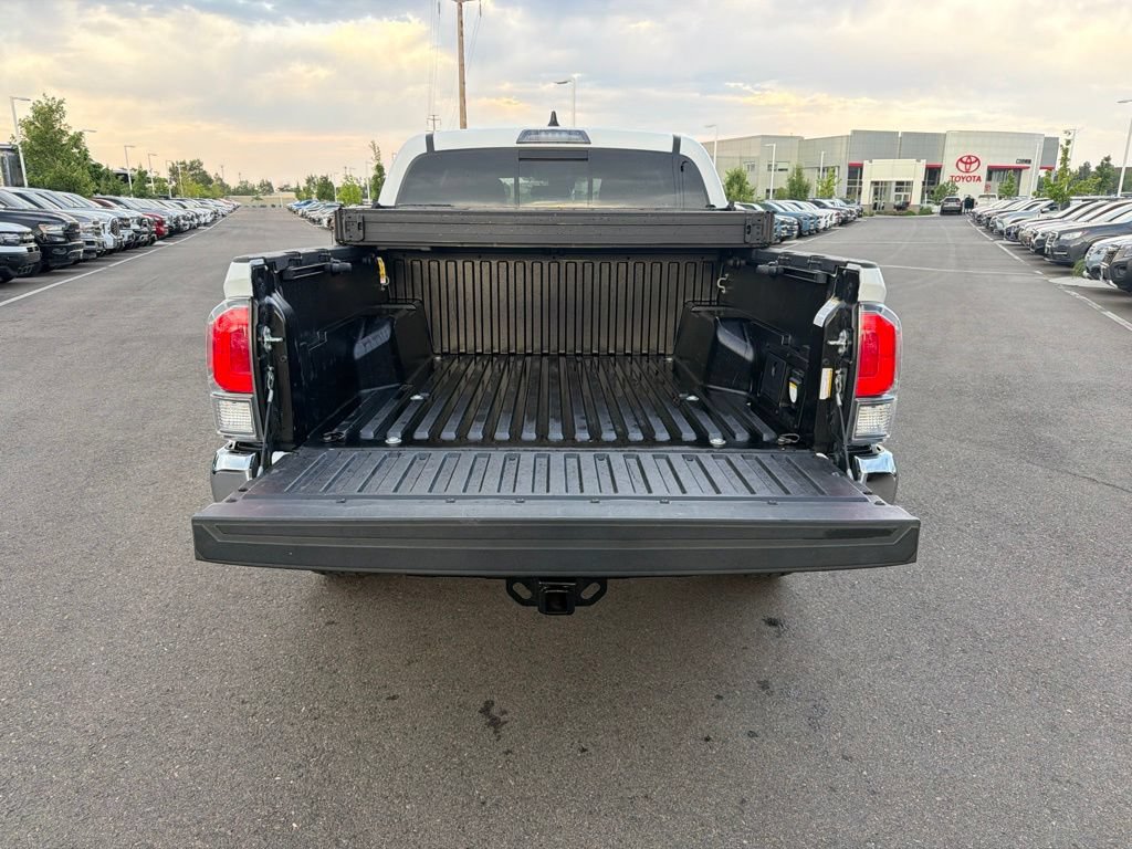 Used 2023 Toyota Tacoma TRD Off-Road w/ Black Out Package (TMS) AWD/4WD image 15
