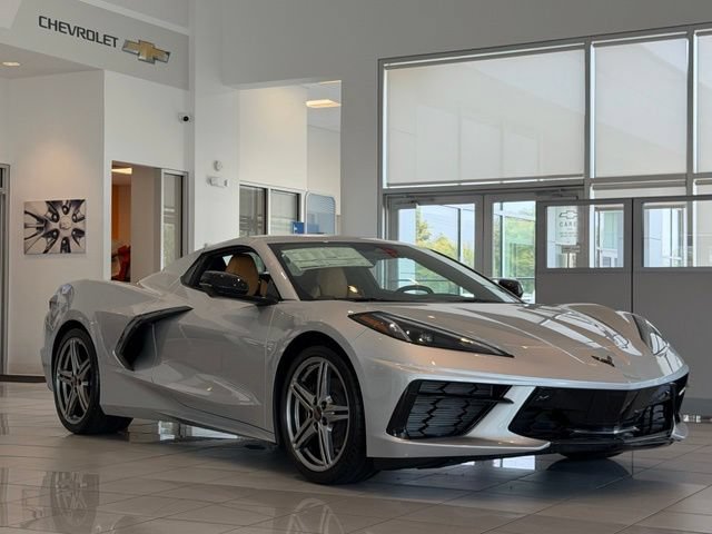 New 2027 Chevrolet Corvette Stingray Convertible RWD image 4