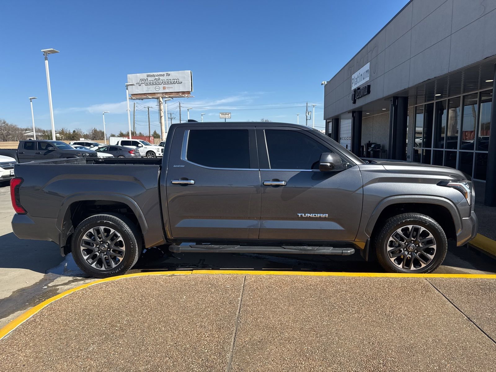 Used 2025 Toyota Tundra Limited image 6