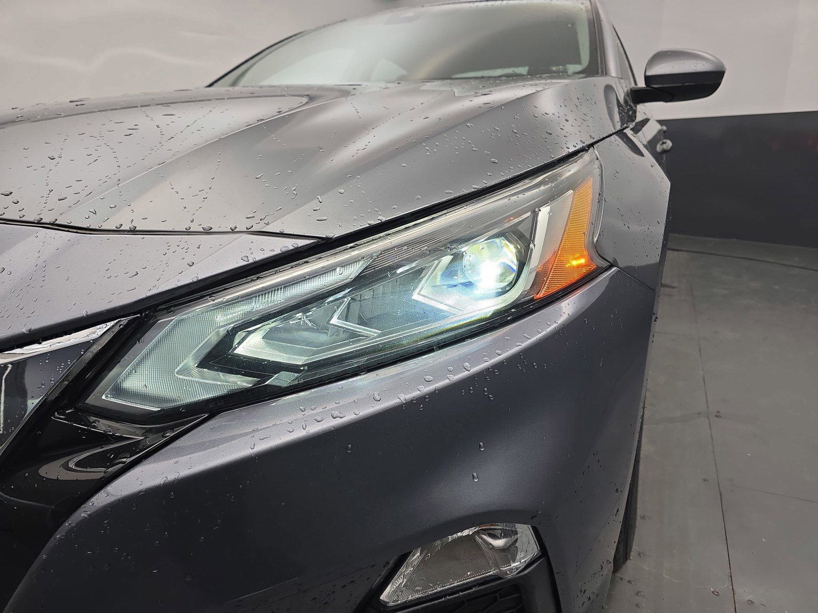 Used 2022 Nissan Altima 2.5 SV FWD image 12