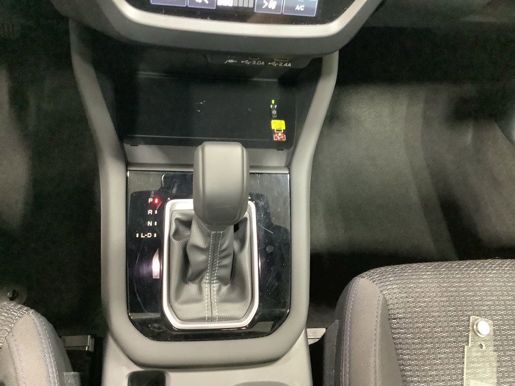 Used 2025 Subaru Forester Premium image 17