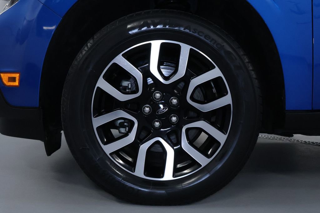 Used 2022 Ford Maverick Lariat w/ Lariat Luxury Package image 32