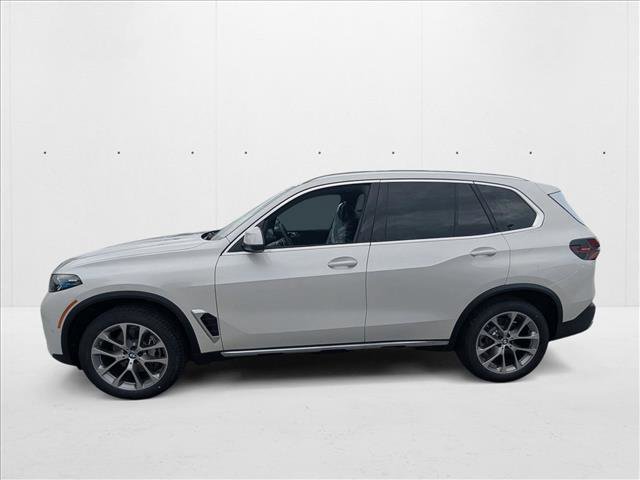 Used 2026 BMW X5 sDrive40i w/ Premium Package RWD image 5
