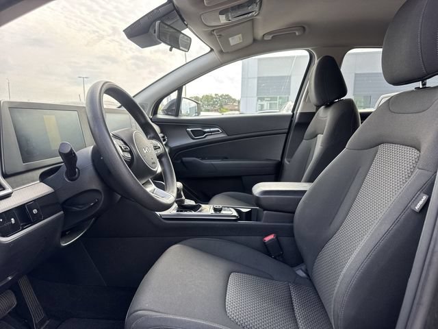 Used 2024 Kia Sportage LX FWD image 16