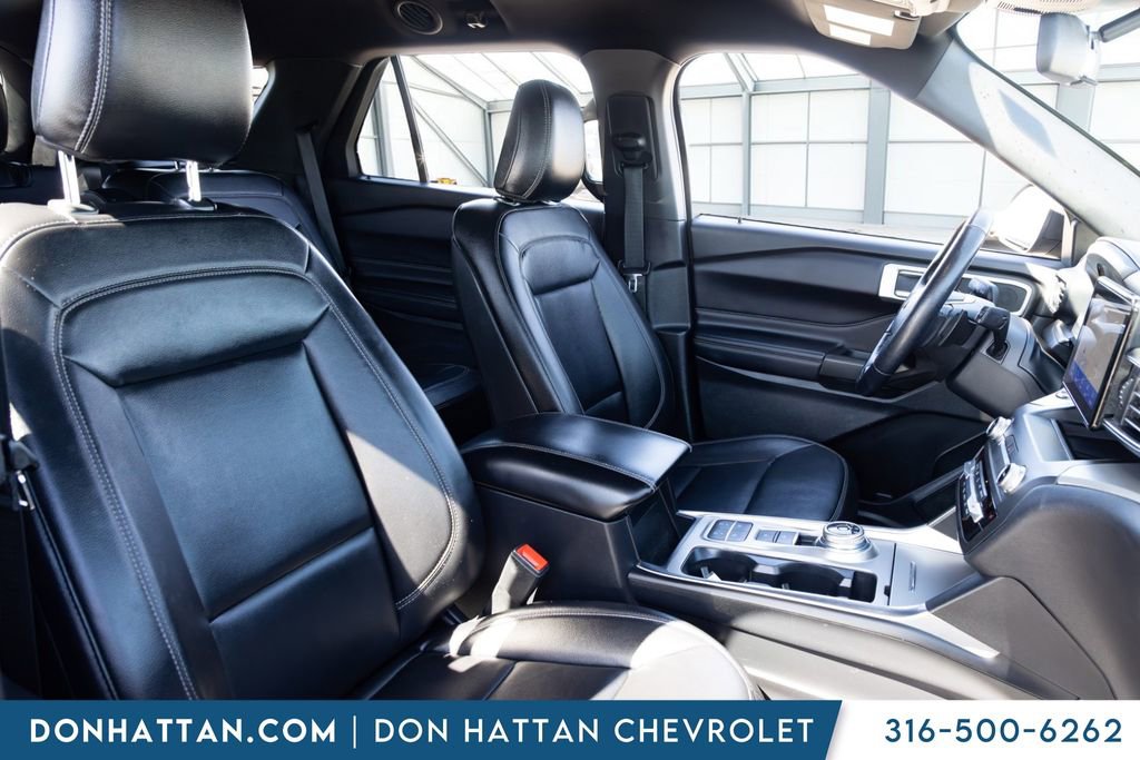 Used 2020 Ford Explorer XLT w/ Equipment Group 202A RWD image 20