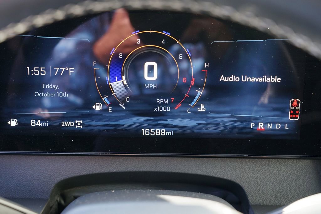 Used 2025 Chevrolet Traverse LT image 38