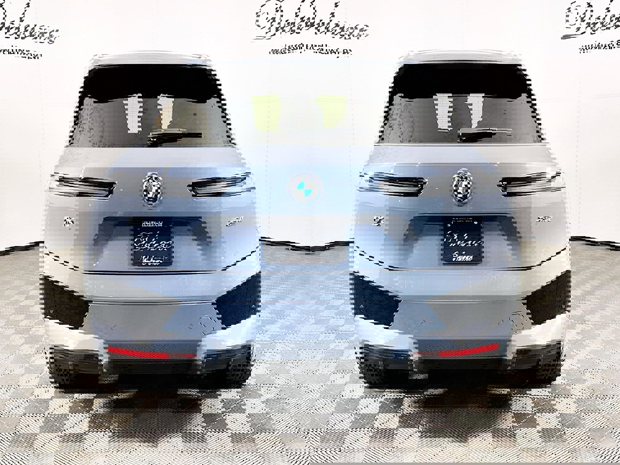 Used 2022 BMW iX xDrive50 w/ Premium Package image 5