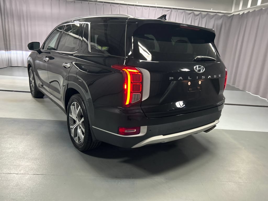Used 2022 Hyundai Palisade SEL w/ Premium Package FWD image 5