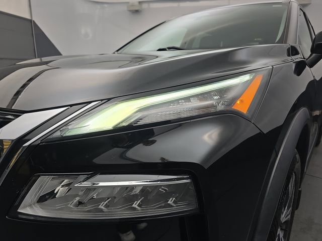 Used 2022 Nissan Rogue SV w/ SV Premium Package FWD image 15