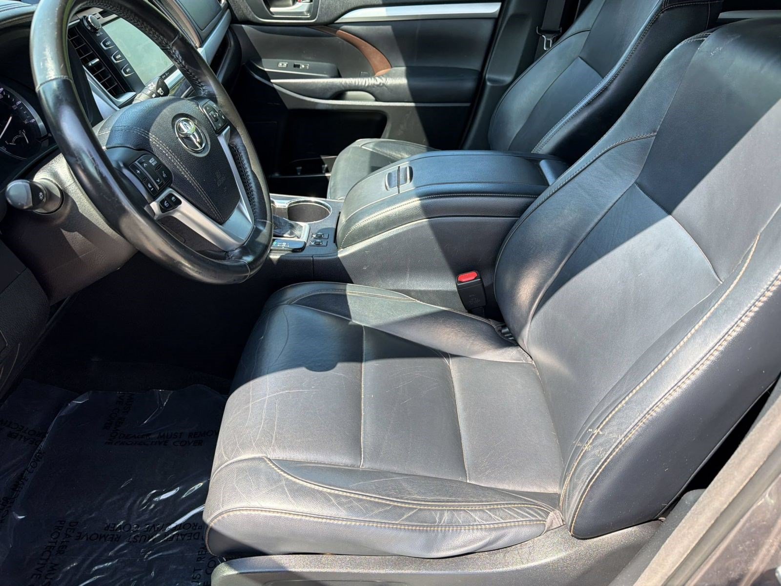 Used 2015 Toyota Highlander XLE FWD image 5