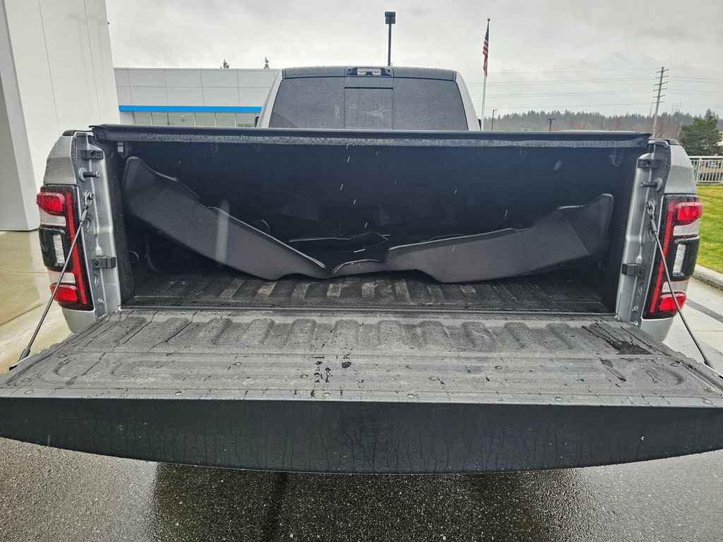 Used 2023 RAM 3500 Laramie w/ Night Edition image 16