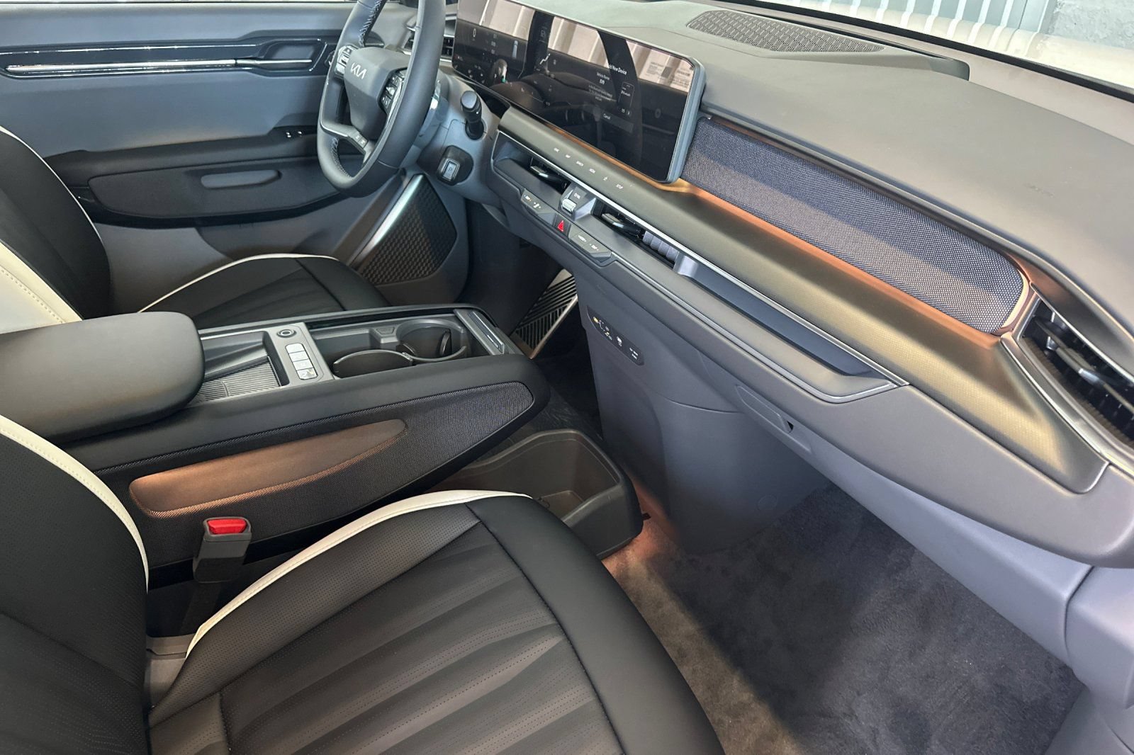 New 2026 Kia EV9 GT-Line AWD/4WD image 16