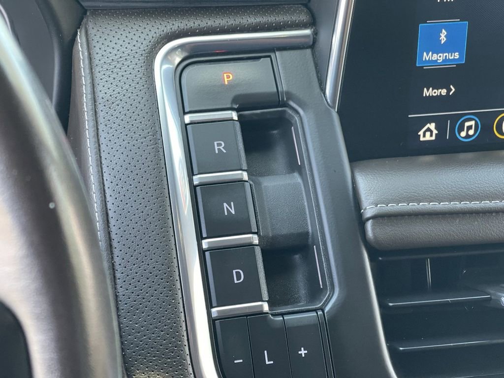 Used 2021 GMC Yukon XL SLT w/ SLT Luxury Package image 29