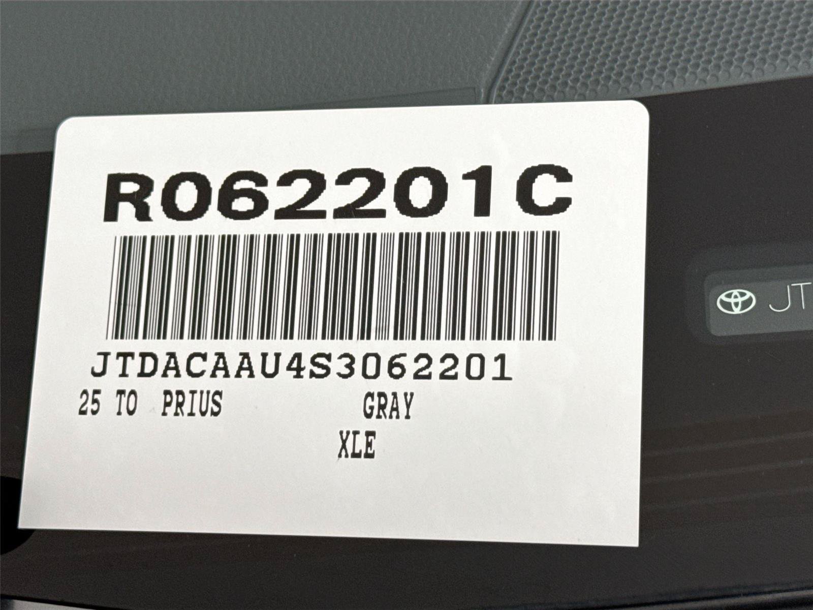 Certified 2025 Toyota Prius XLE FWD image 44