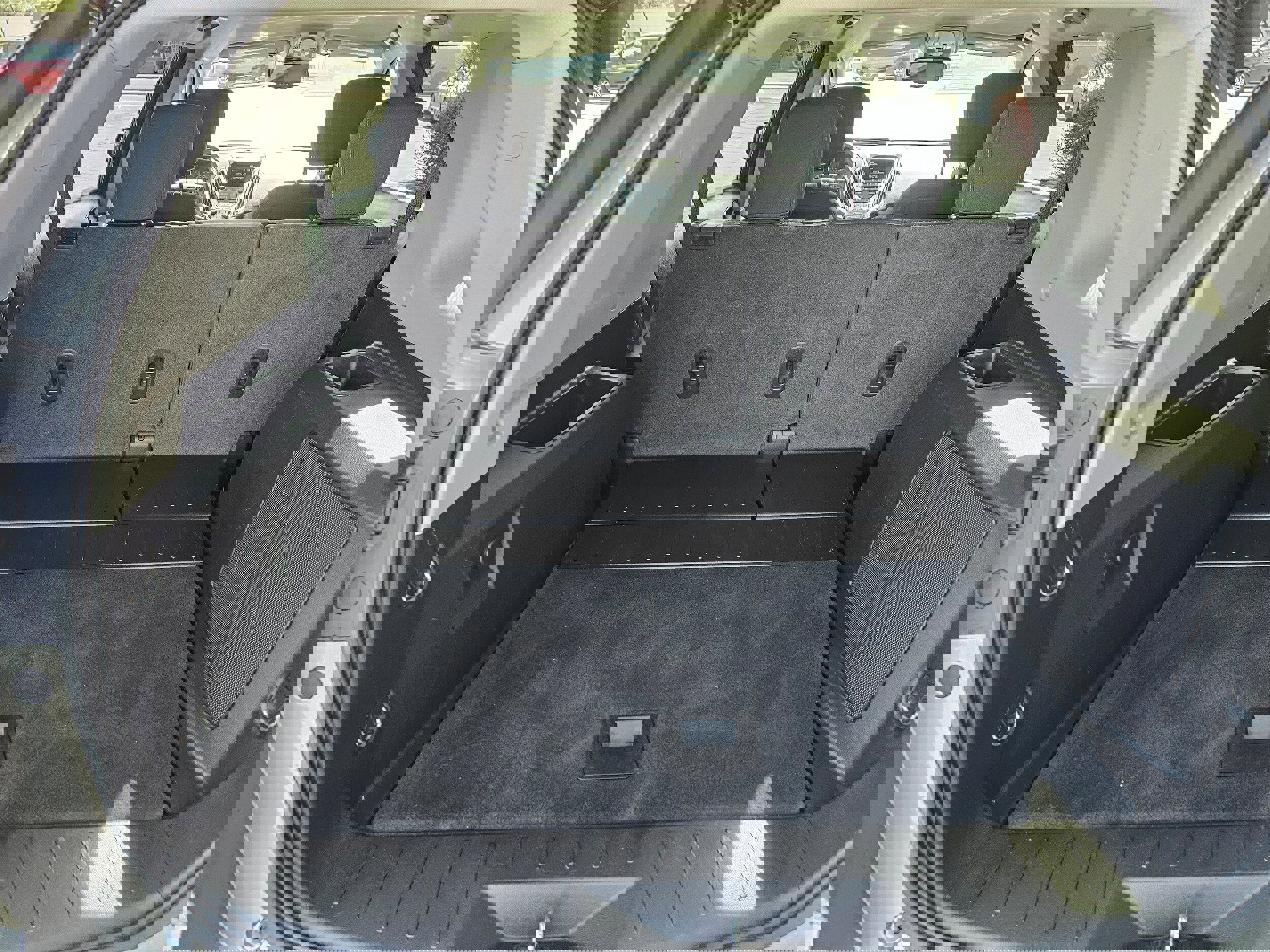 Used 2012 GMC Terrain SLE image 8