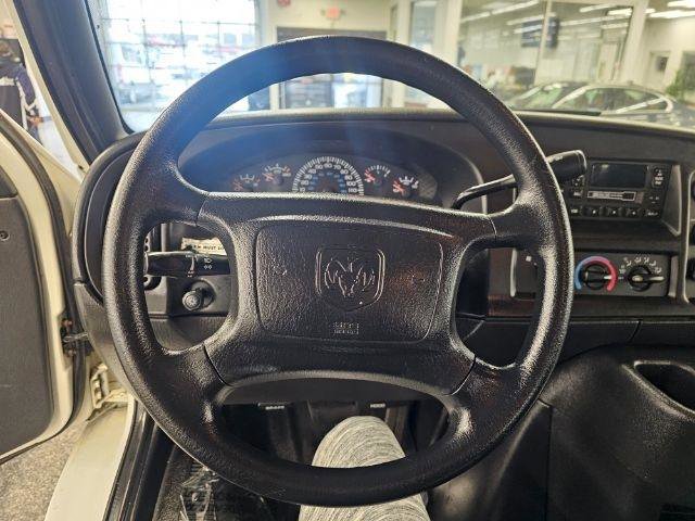 Used 2001 Dodge B2500 Passenger image 9