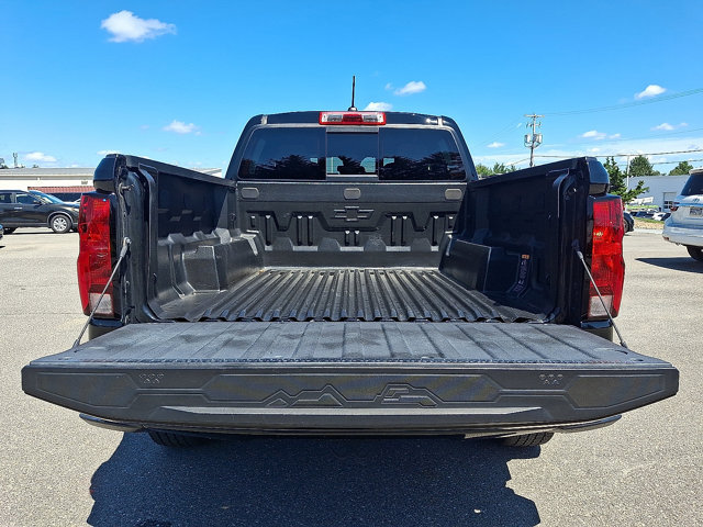 Used 2024 Chevrolet Colorado Trail Boss AWD/4WD image 29