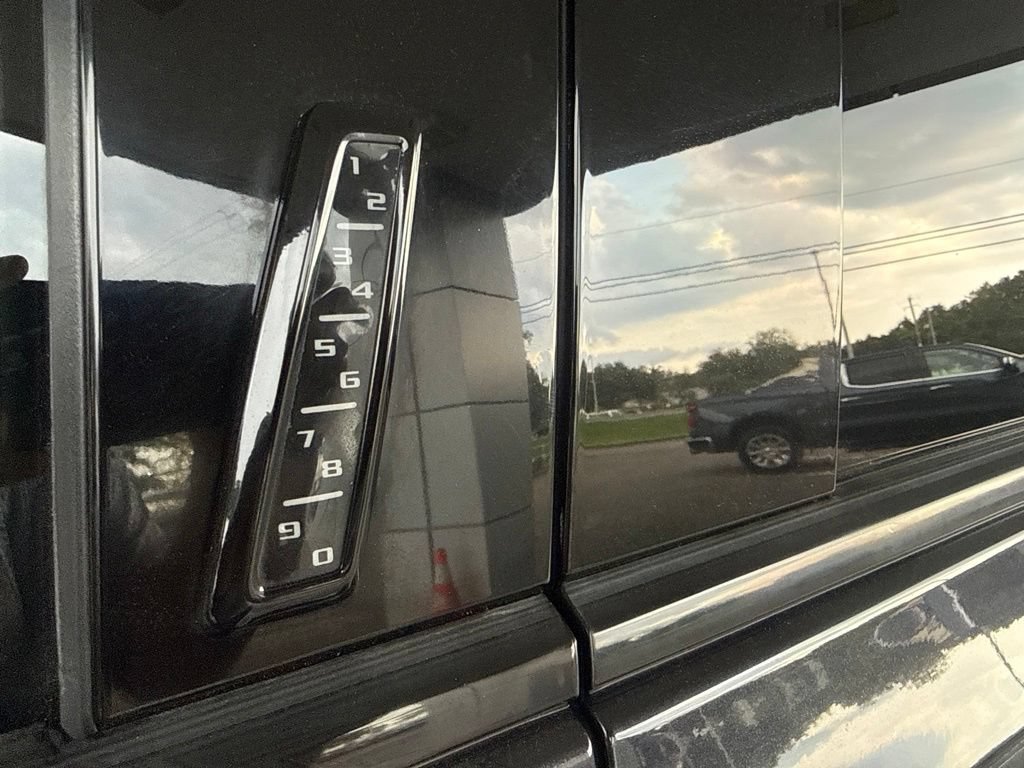 Used 2022 Chevrolet Tahoe Z71 AWD/4WD image 12