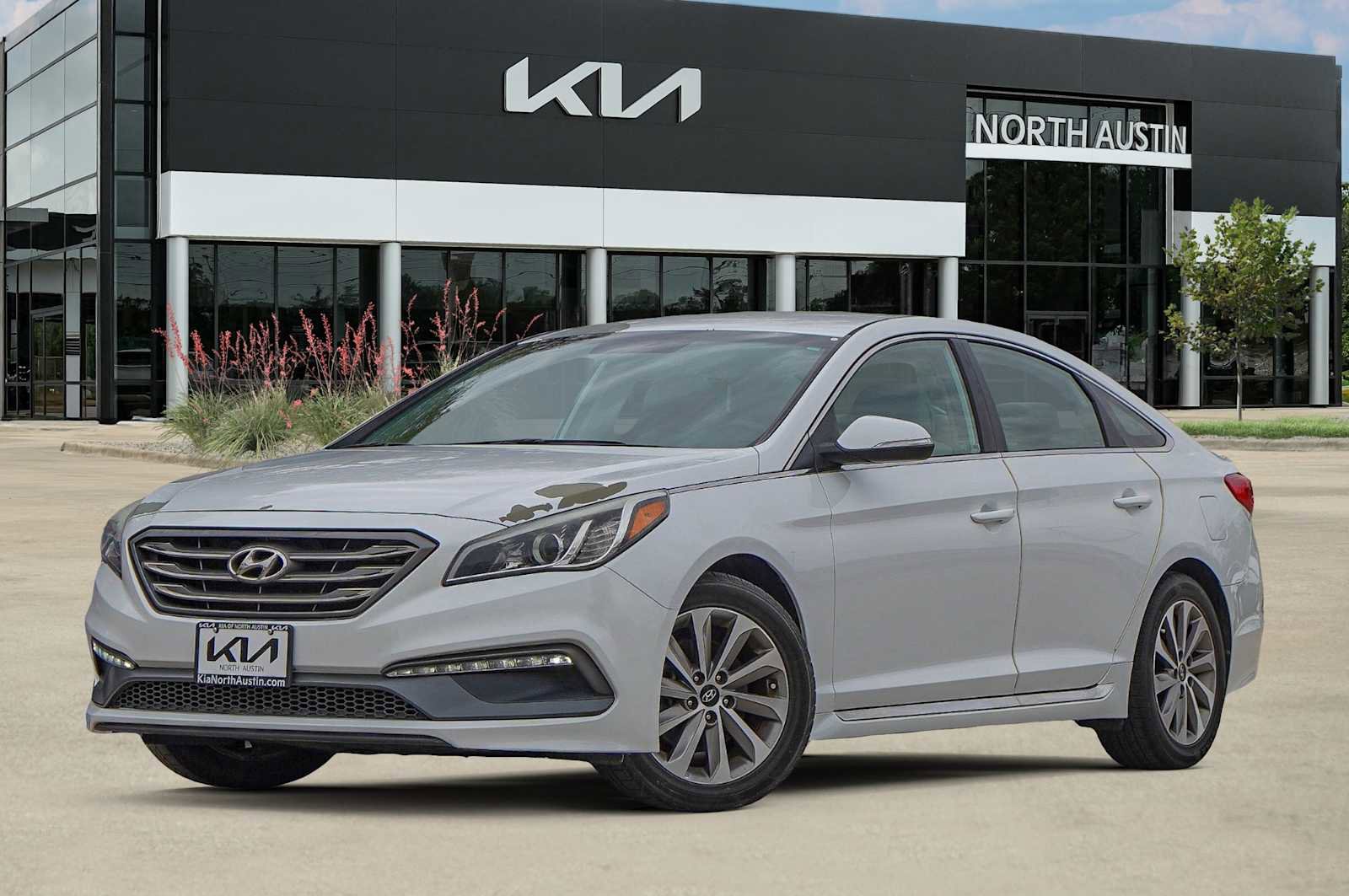 Used 2015 Hyundai Sonata Sport image 1