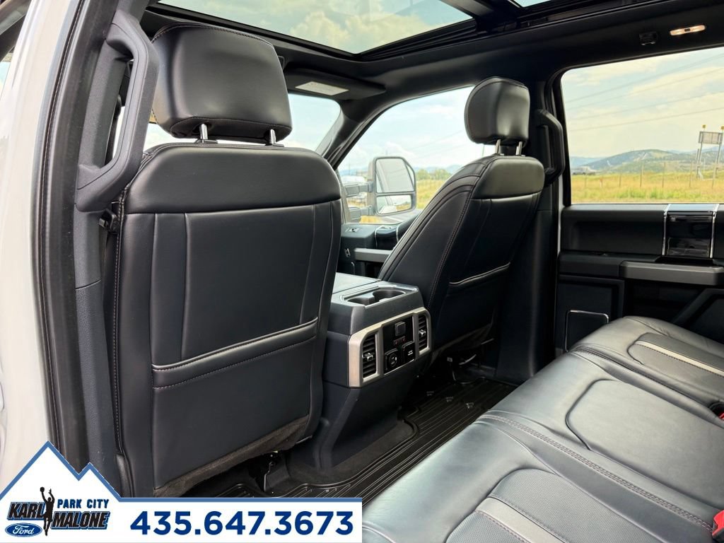 Used 2022 Ford F350 Platinum w/ Tremor Off-Road Package AWD/4WD image 31