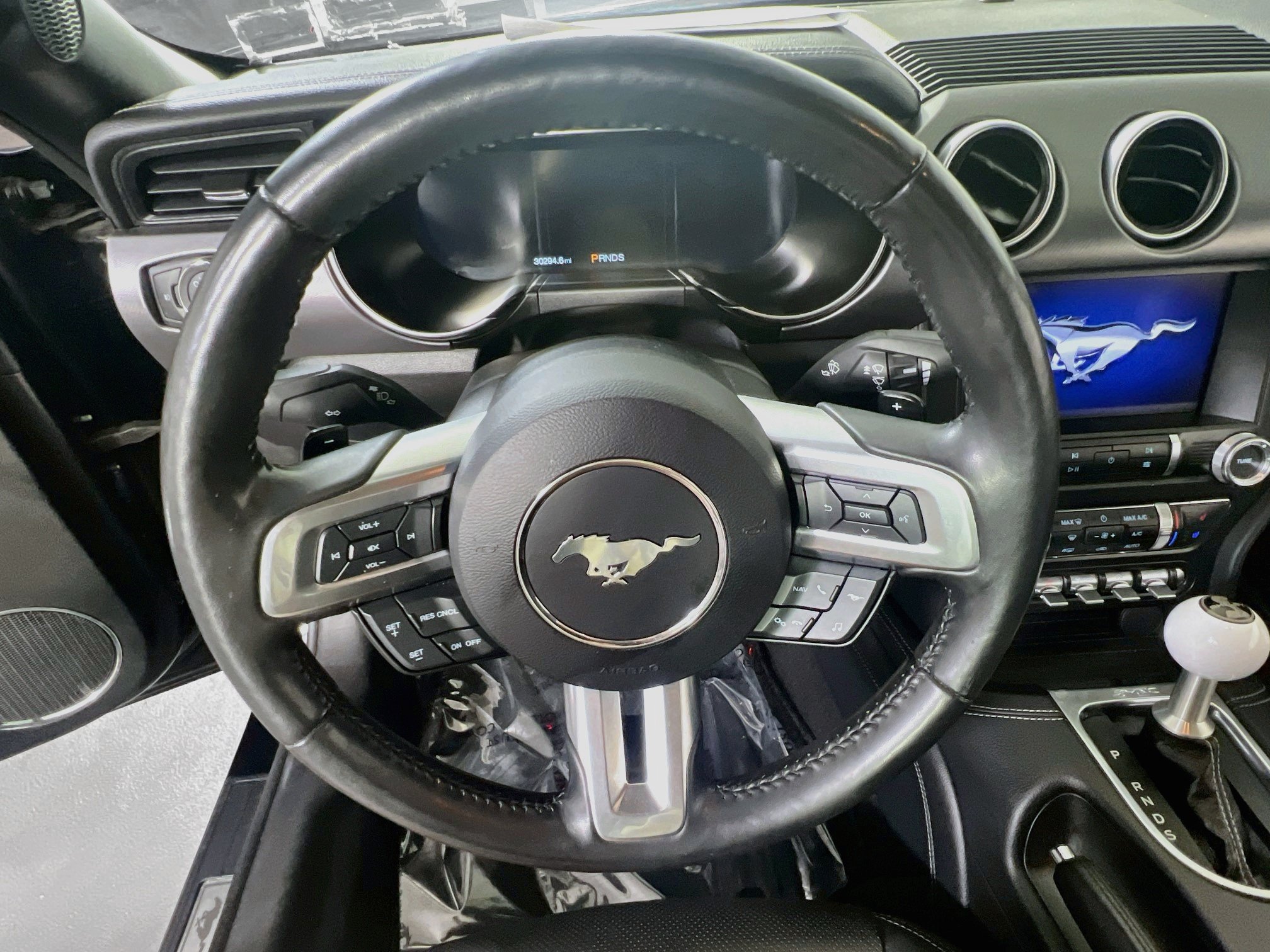 Used 2019 Ford Mustang GT Premium w/ Equipment Group 401A RWD image 11