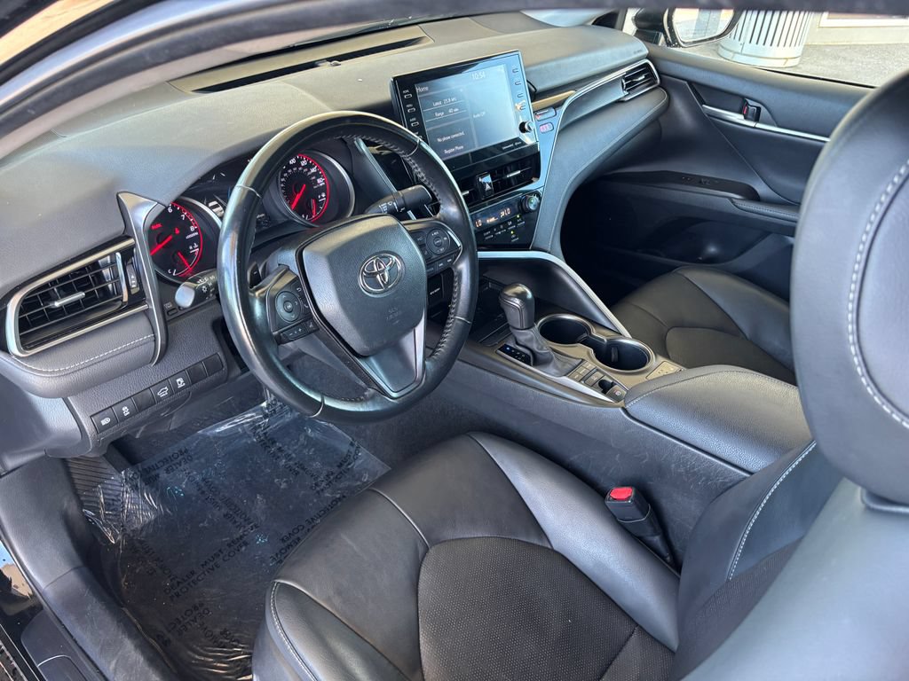 Used 2023 Toyota Camry XSE FWD image 9