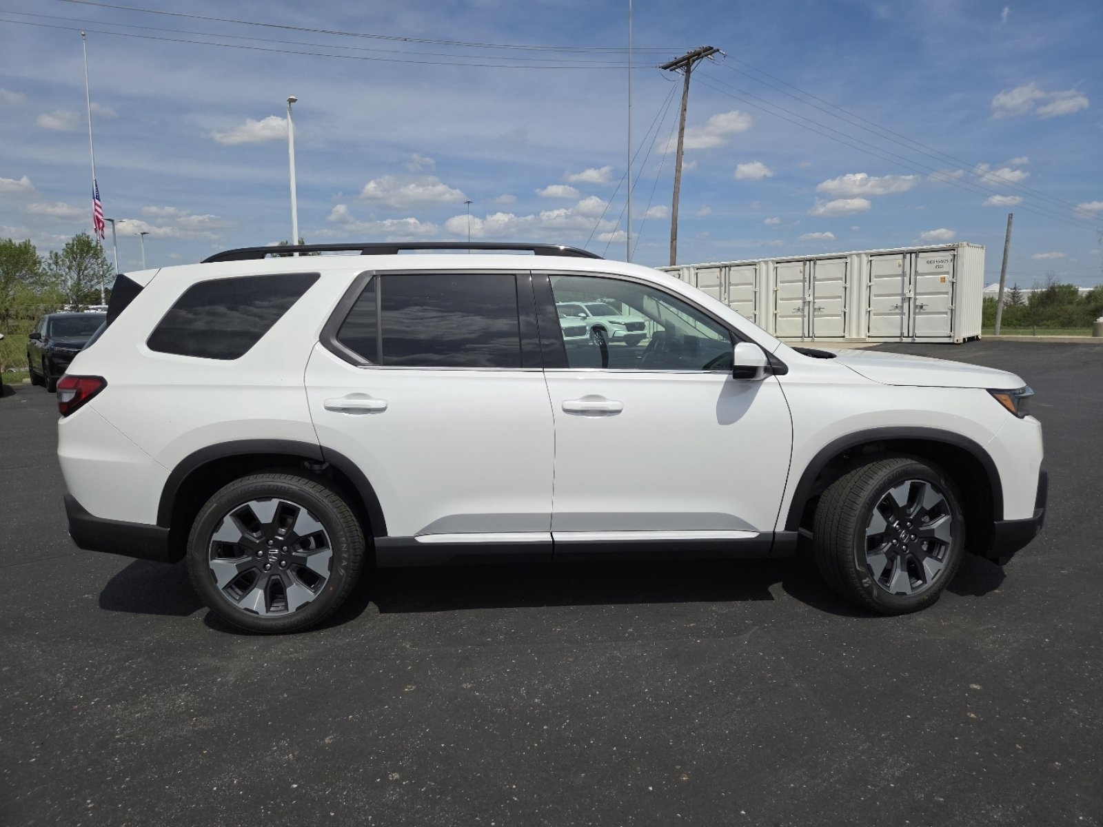 New 2026 Honda Pilot Touring image 18