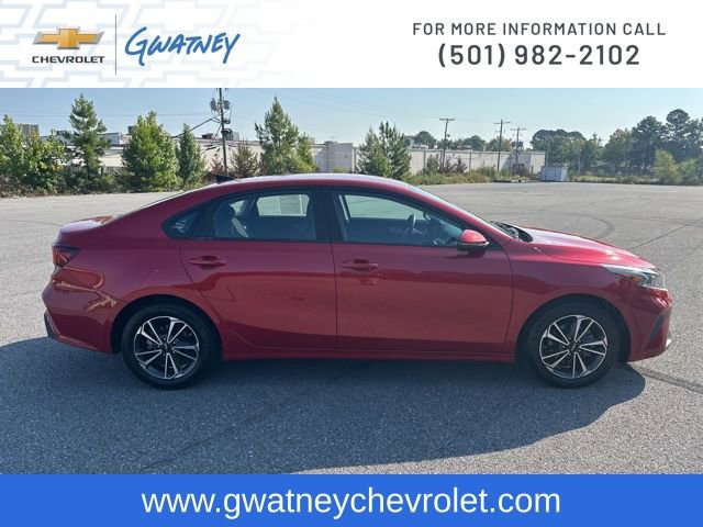 Used 2024 Kia Forte LXS w/ LXS Technology Package image 4