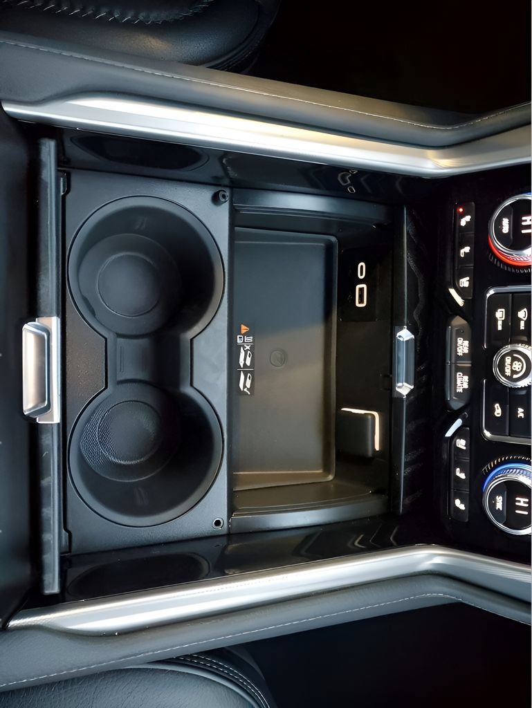 Used 2023 GMC Yukon Denali AWD/4WD image 44