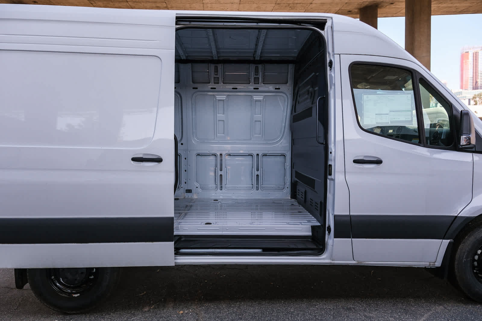 New 2025 Mercedes-Benz Sprinter 2500 image 16