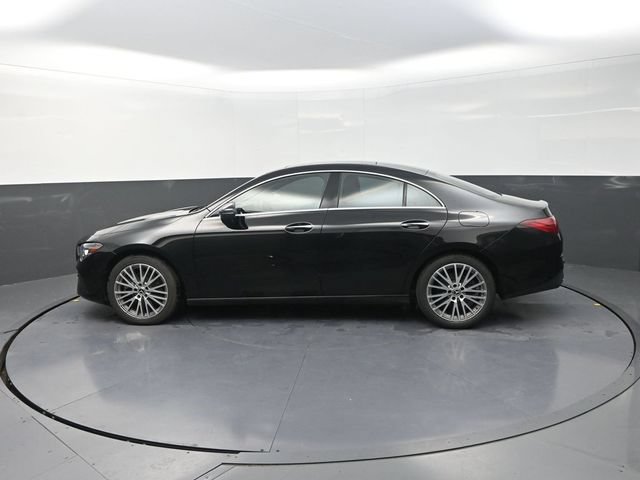 Used 2025 Mercedes-Benz CLA 250 image 4