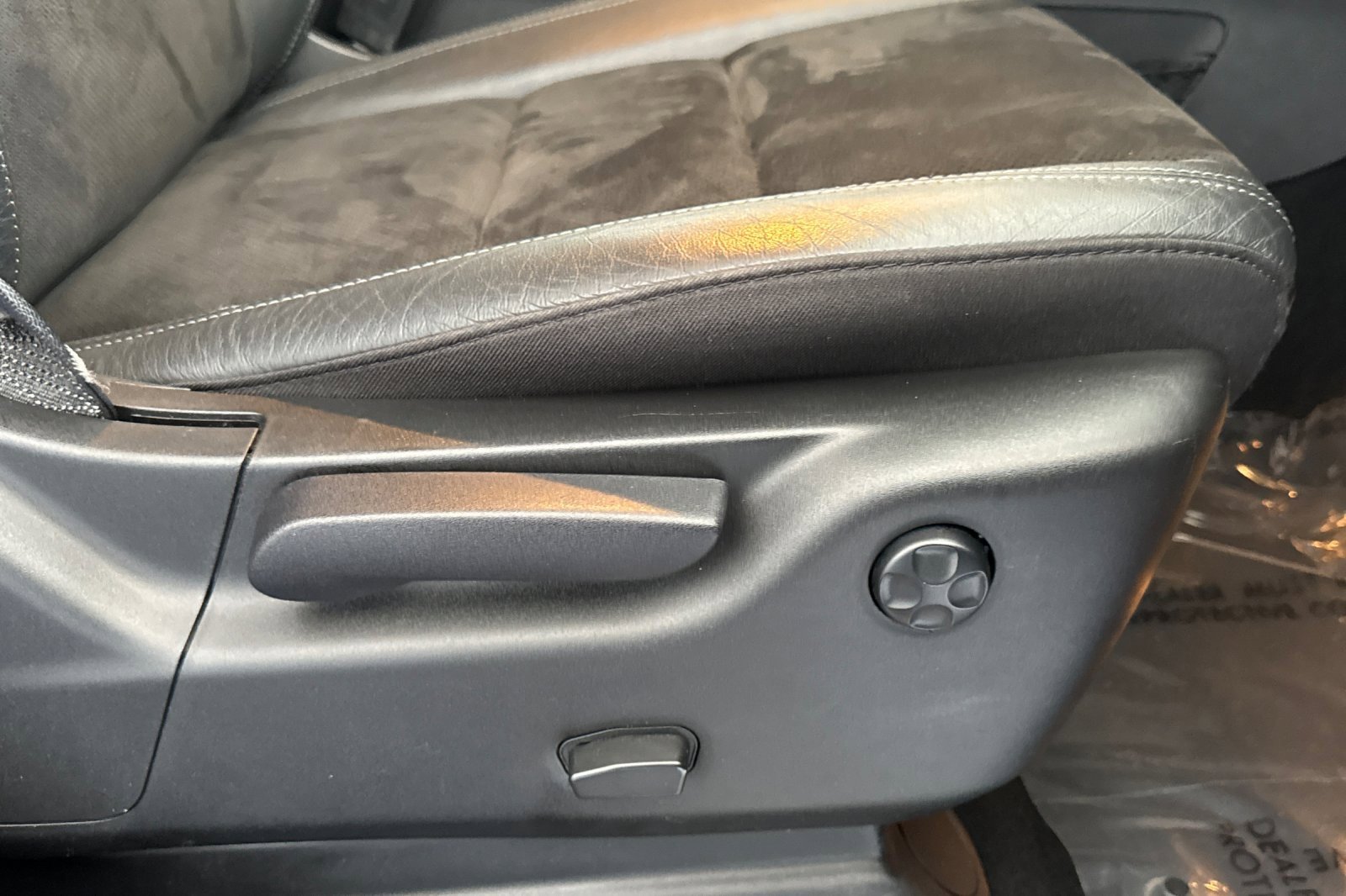 Used 2022 Dodge Durango GT image 23