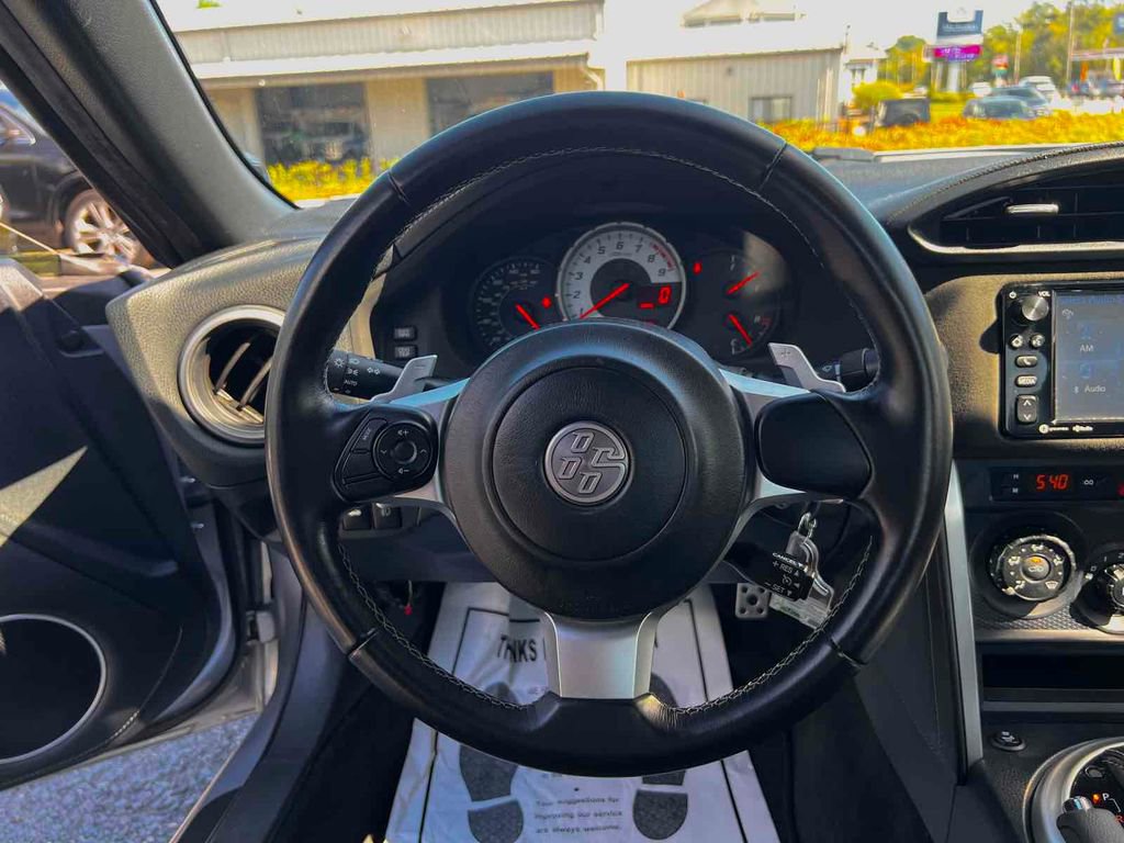 Used 2019 Toyota 86 image 18