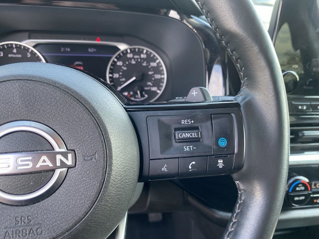 Used 2022 Nissan Pathfinder SL w/ SL Black Package image 23