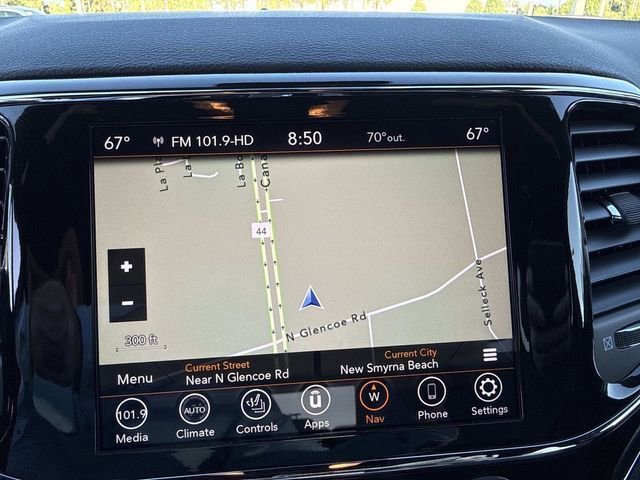 Used 2021 Jeep Grand Cherokee Limited image 26