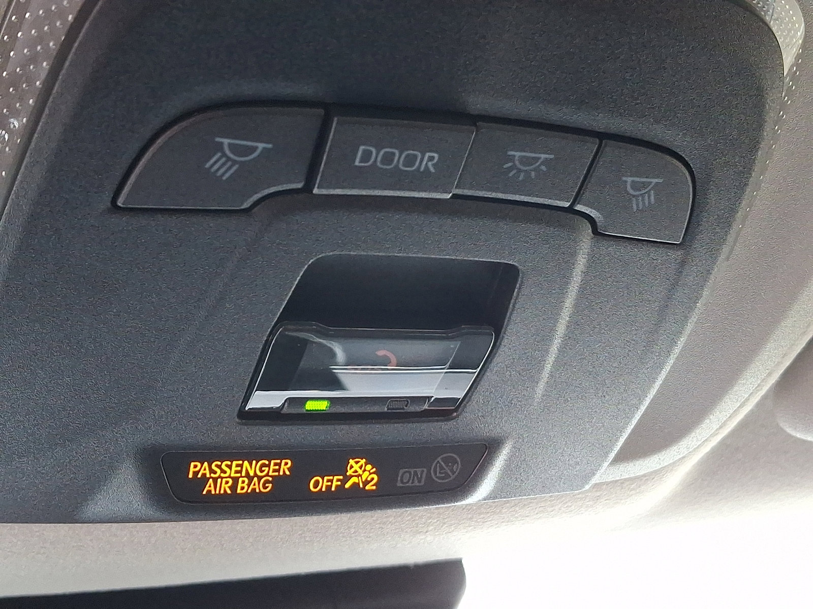 Used 2025 Toyota Corolla LE image 24